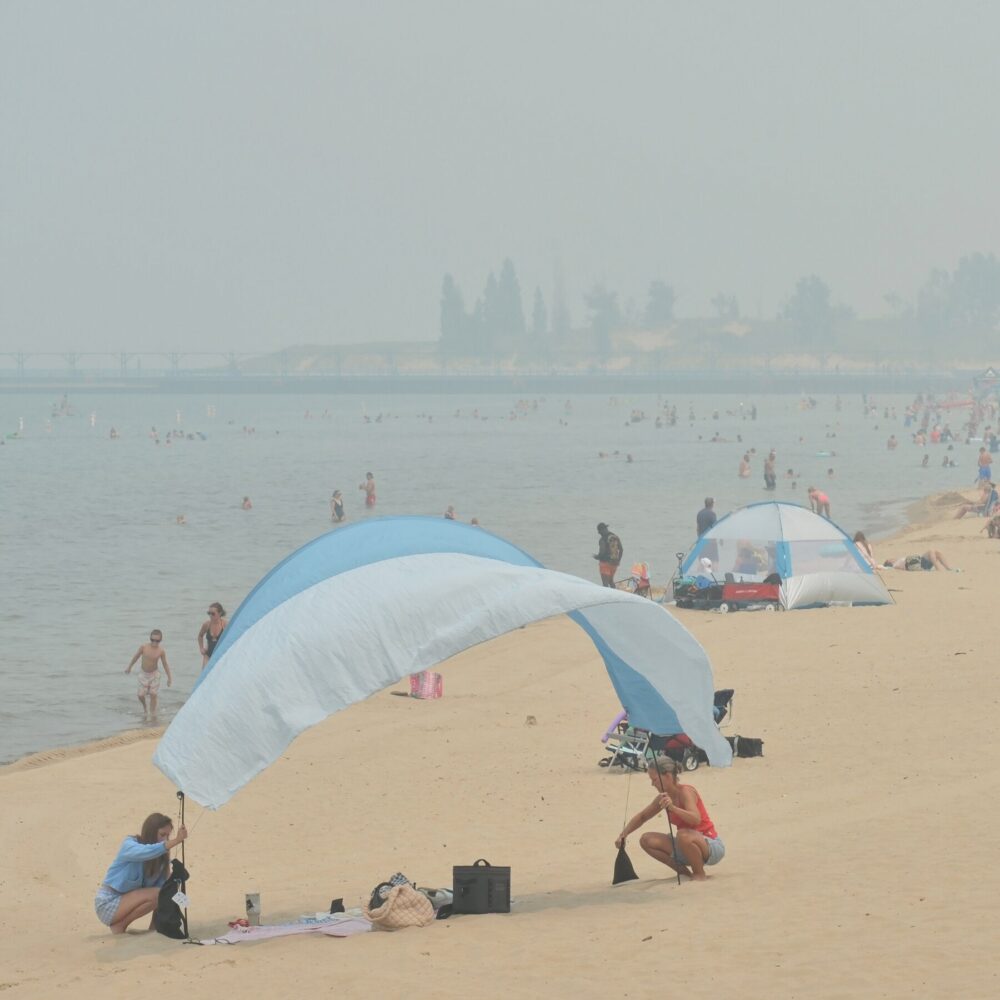 El verano en pausa: cómo la crisis climática reescribe las reglas del turismo global