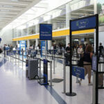El fin del torniquete invisible: Cuando el aeropuerto estadounidense vuelve a ser plaza pública