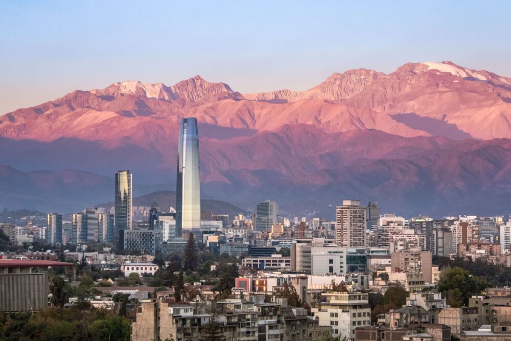 Qué ver en Santiago de Chile, la capital que abrazan las montañas