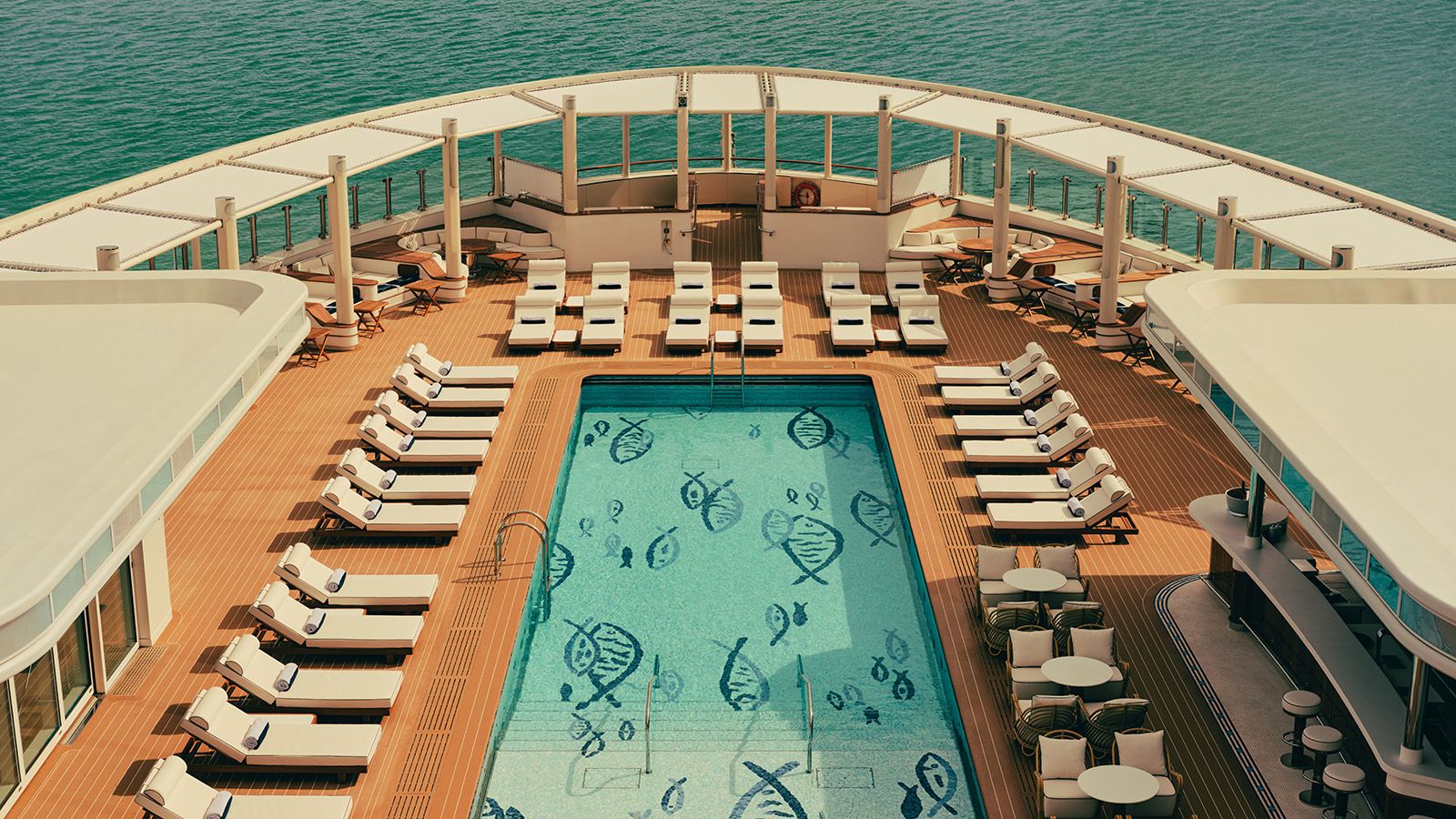 El renacimiento flotante: cómo la alta mar redefine el lujo hotelero global