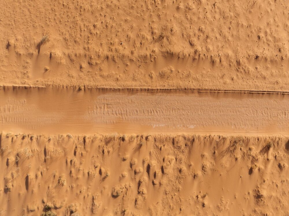 La columna de acero del Outback: Ingeniería, historia y el milagro logístico de El Ghan