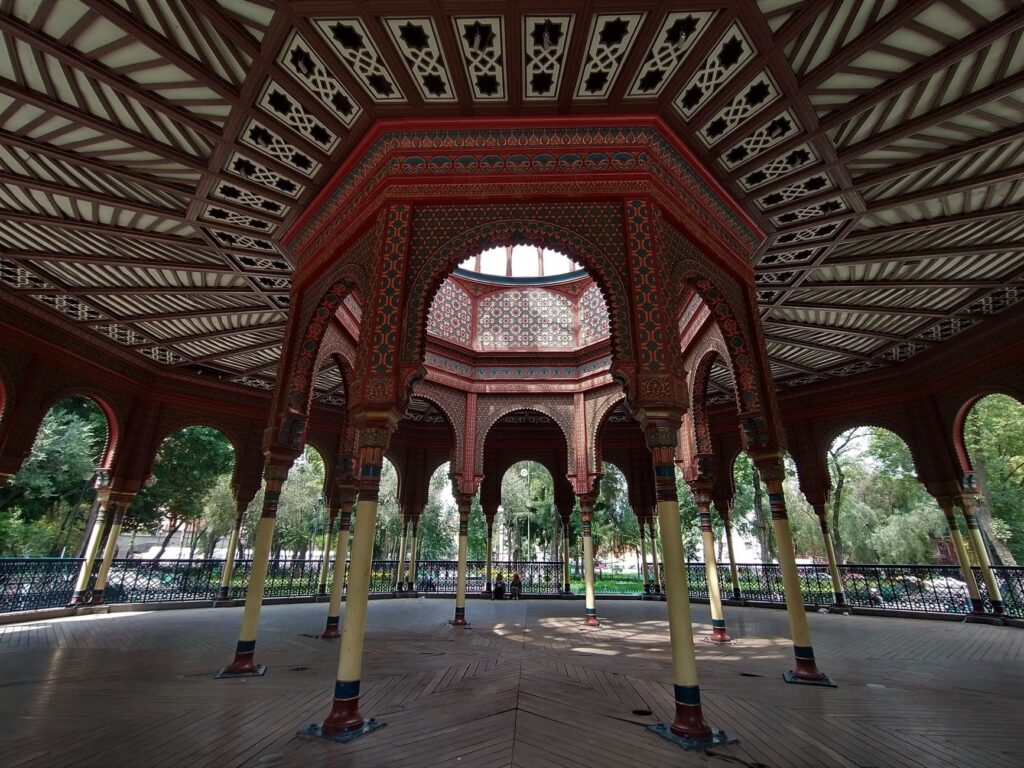 El oasis oculto del Segura: historia, arquitectura neomudéjar y termalismo centenario en Archena