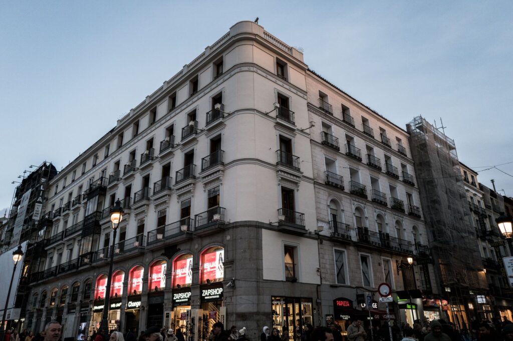 Vogue Fashion’s Night Out 2026: el latido imparable de Madrid en su noche más brillante