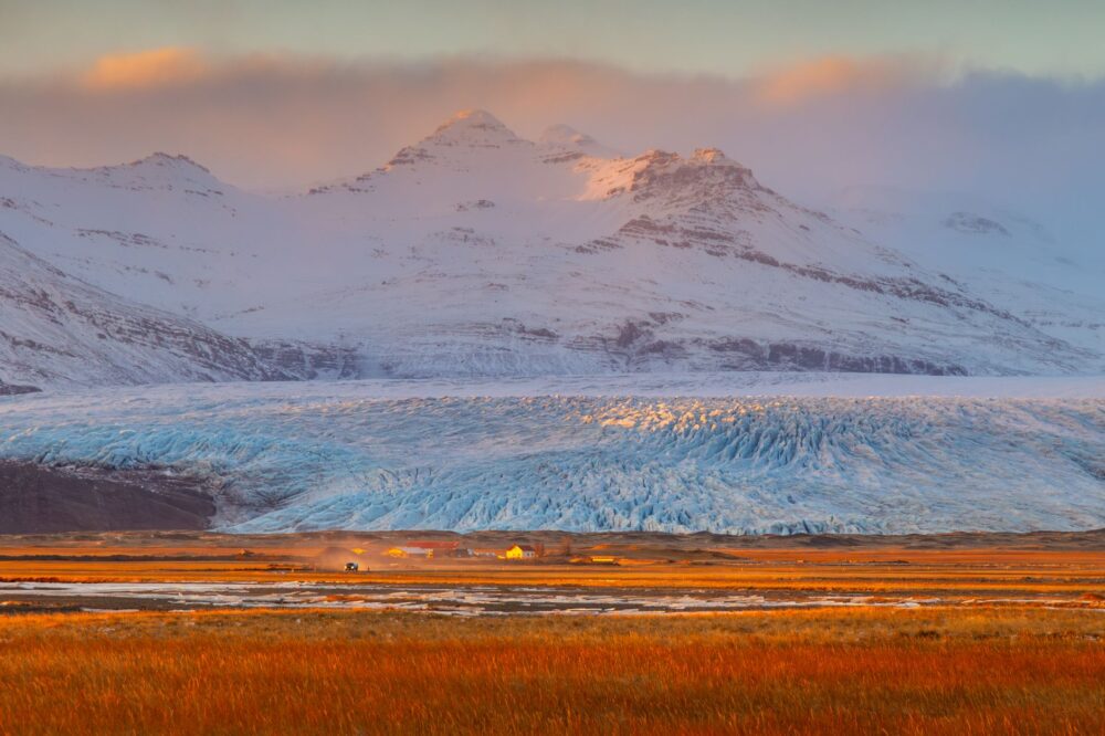 Travesía del Vatnajökull: Guía de expedición al mayor glaciar de Europa