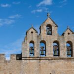 El latido de la orfebrería sagrada: cincel, pátina y memoria en los obradores de Ourense
