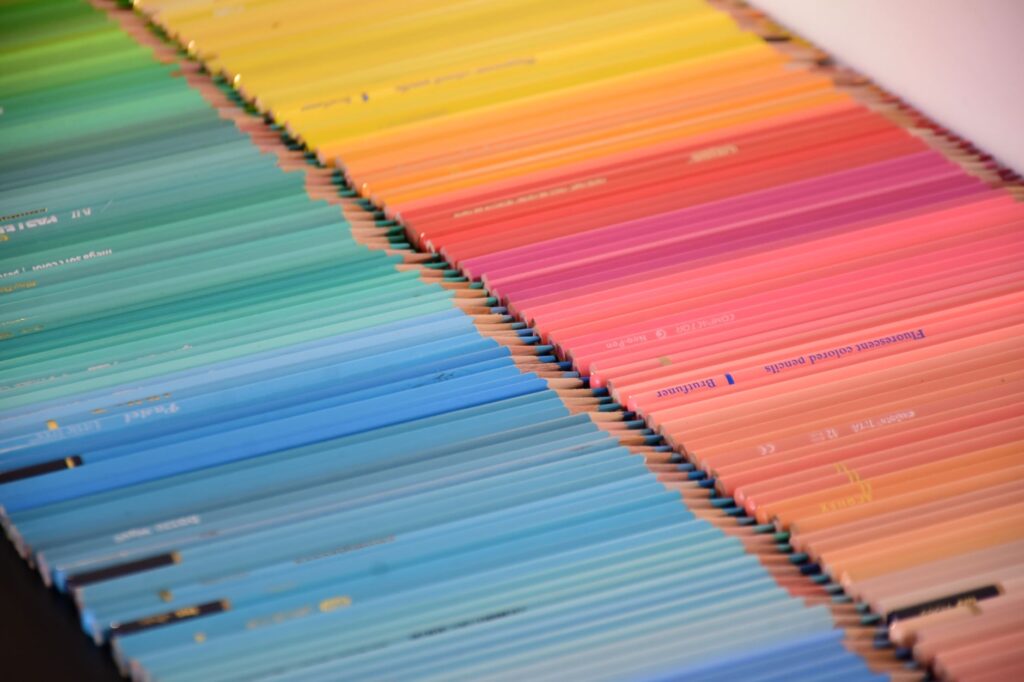 RIMOWA x Faber-Castell: La alianza definitiva del aluminio y el color para artistas errantes