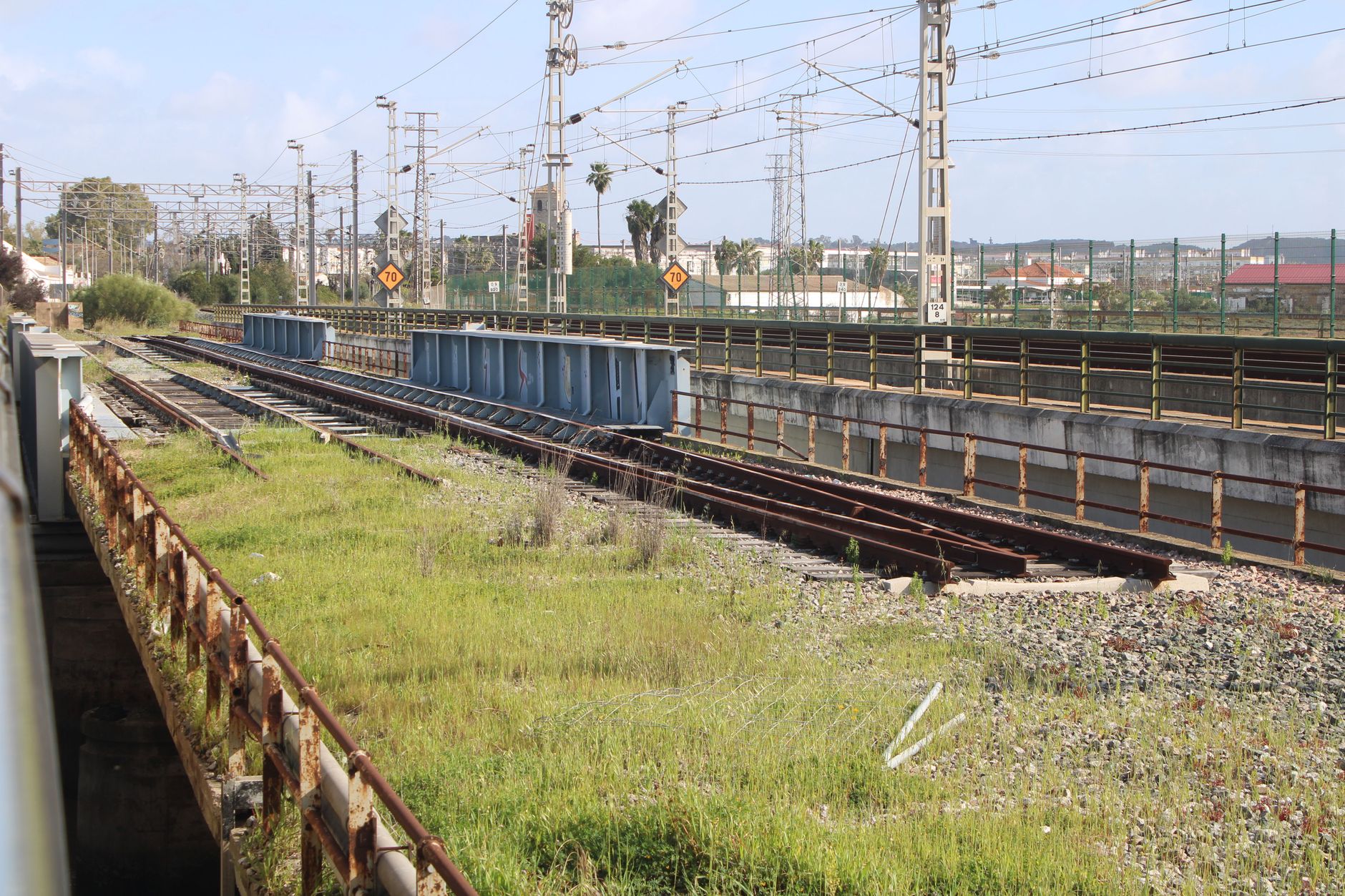 El latido mineral del Expreso de la Robla: ingeniería ferroviaria y el pulso vertical de los valles del norte