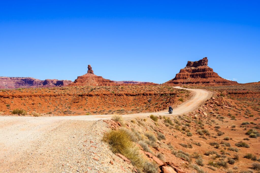 La Travesía del Gran Desierto de Namibia: Guía de Expedición y Supervisión en las Dunas del Namib