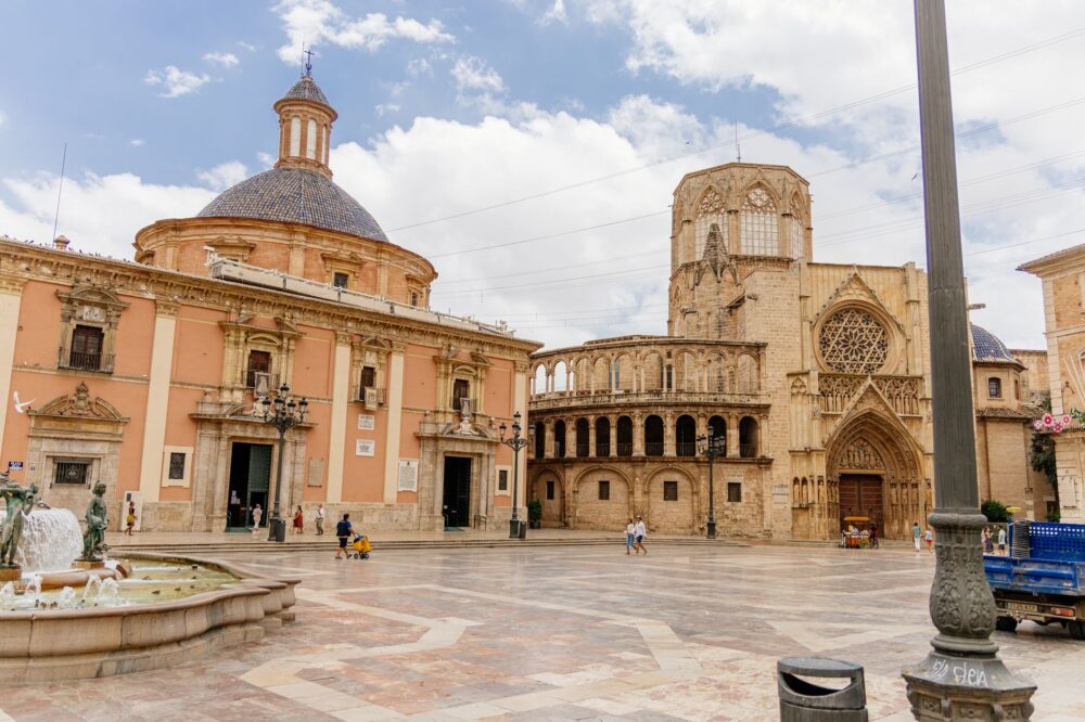 El secreto del trigo y la arcilla: la liturgia del Mercado Central de Valencia y los tesoros de la Huerta