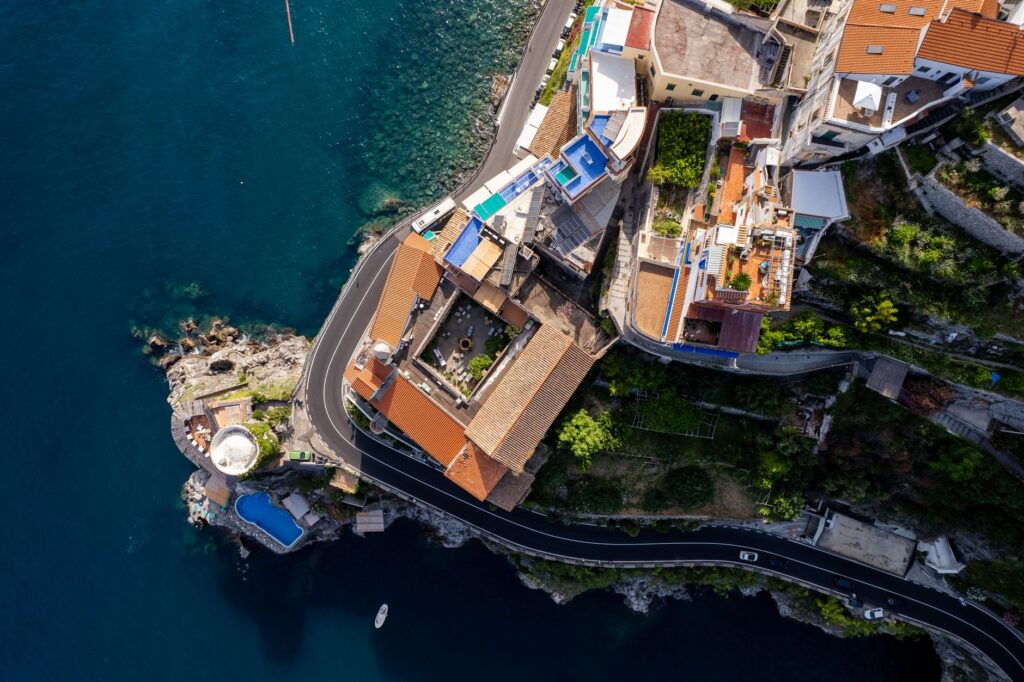 Una guía esencial de la Costa Amalfitana: la definición del glamur de la Dolce Vita en Italia
