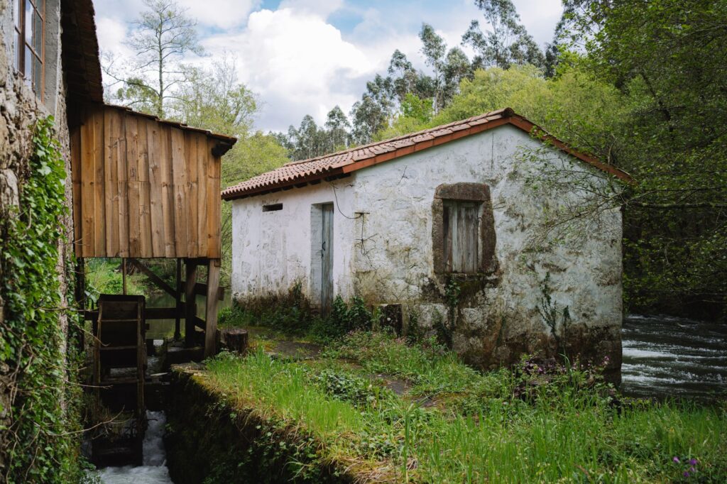 El secreto de la harina y el alambique: la liturgia del pan de centeno y los hornos de piedra en los valles de Andorra