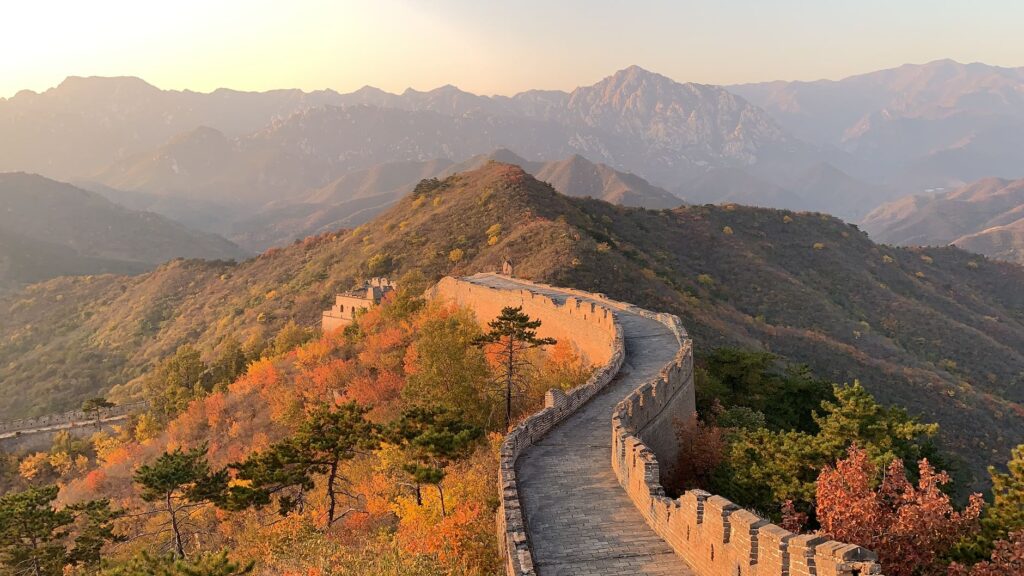 El silencio de la piedra: Cómo recorrer la Gran Muralla China sin multitudes