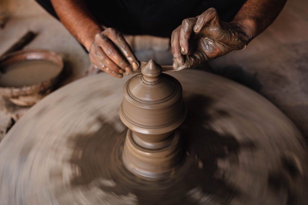 El latido contemporáneo de Oriente Medio: Arte, identidad y turismo cultural en la encrucijada global
