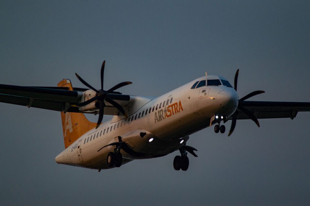 La Conectividad Aérea y Marítima en la Polinesia Francesa: Logística, Insularidad y Transporte en el Pacífico Sur