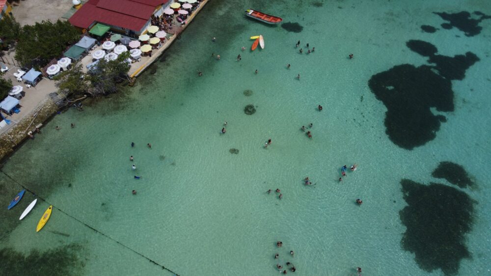 La Travesía del Archipiélago de las Guainas en Kayak de Mar: Guía de Expedición y Navegación Costera por el Litoral Caribeño de Suramérica