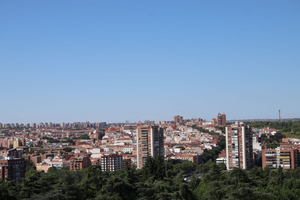 Madrid al ritmo de los barrios: cinco días entre tabernas centenarias, arte y vida cotidiana