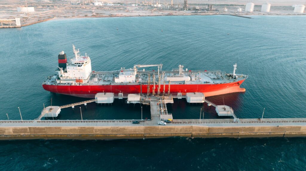 El laberinto intermodal del estrecho de Bass: transbordadores, vientos y la frágil conexión marítima entre el continente australiano y Tasmania