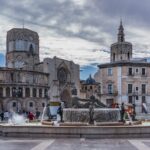 El Renacimiento de la Ebanistería de Nogal: Cincel, Veta y Memoria en los Obradores de Valencia
