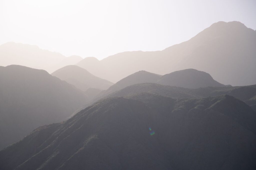 El Techo de África: Geología, Endemismo y el Desafío de la Conservación en las Montañas Simien
