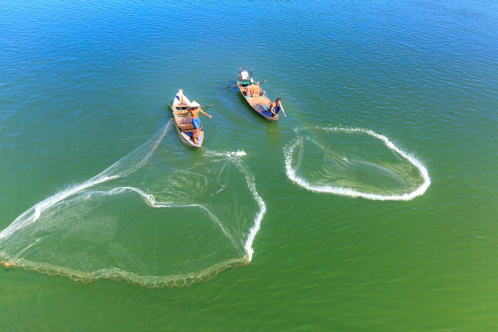 El refugio de la vaquita marina en el Alto Golfo de California: oceanografía, redes de enmalle y conservación en las aguas de Baja California