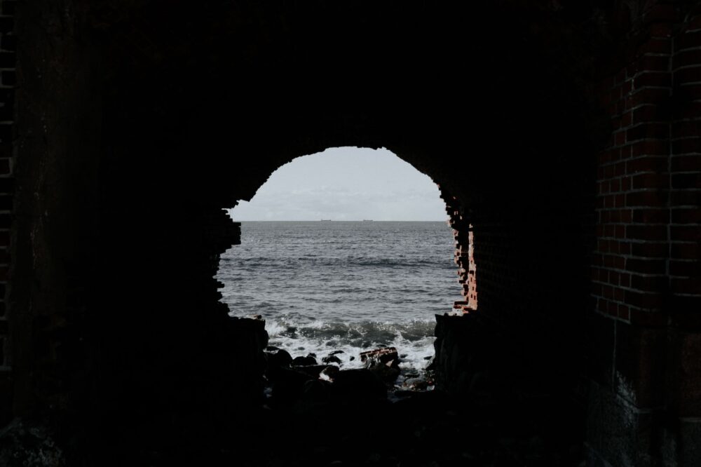El latido de hierro bajo el mar: La ingeniería silenciosa del túnel de Seikan en el estrecho de Tsugaru