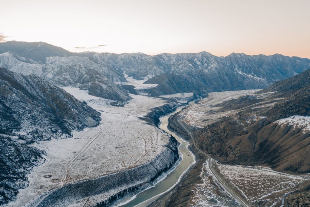 El arte de planificar la huida invernal: Estrategias para viajar con propósito cuando el año se apaga