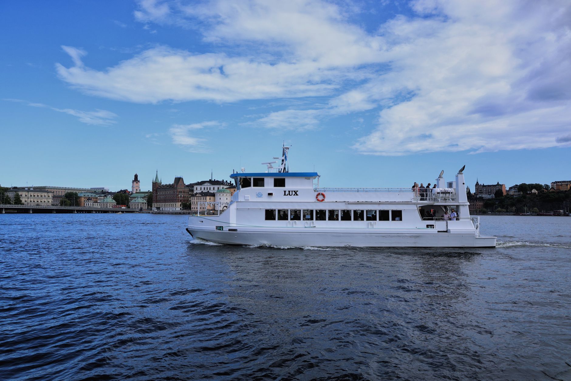 El archipiélago de los hilos de plata: cómo los autobuses anfibios y la movilidad fluvial transforman las islas de Estocolmo
