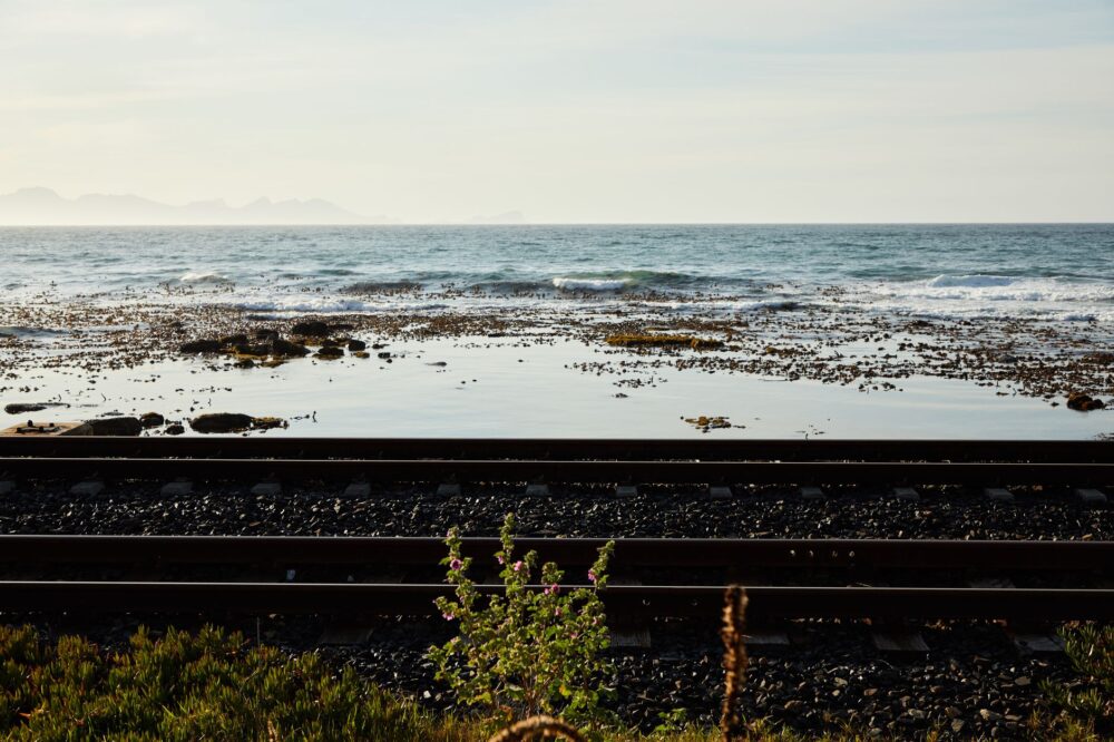 El latido intermodal de la línea ferroviaria y marítima de la Costa de West Coast: Ingeniería salvaje y conectividad en la Isla Sur de Nueva Zelanda