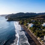 El Salvador acelera su apuesta estratégica para transformar el turismo costero y atraer inversión internacional