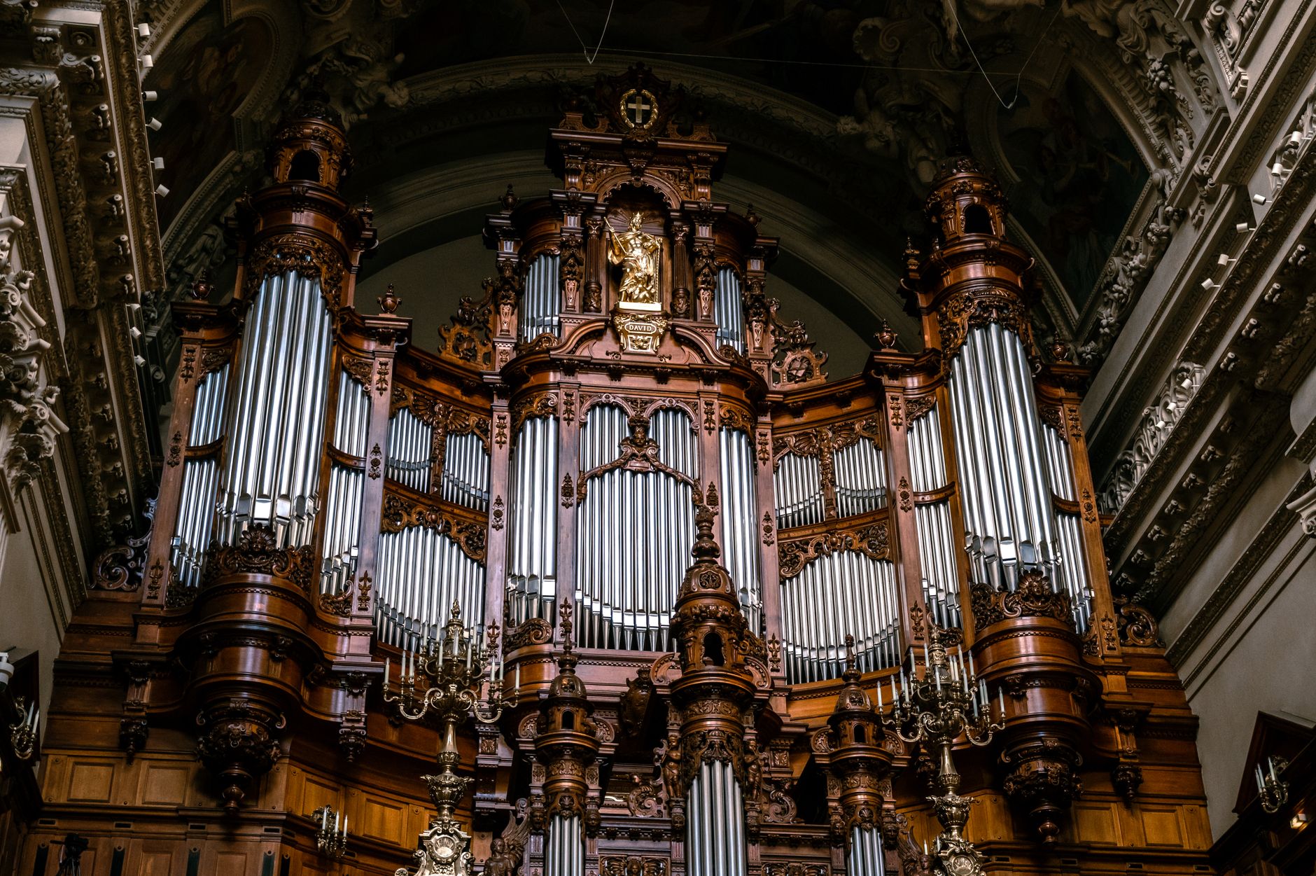 El Renacimiento de los Órganos Ibéricos: Acústica, Carpintería y Memoria Sonora en las Catedrales de Castilla