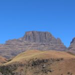 La Travesía del Sendero de Drakensberg en Sudáfrica: Guía de Expedición y Senderismo por la Cresta del Gran Escarcarpiento