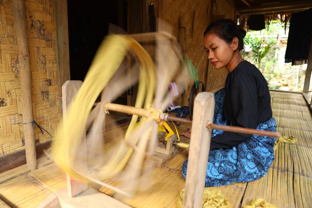 La isla indonesia que el tiempo olvidó: el nuevo refugio de lujo y surf en Rote
