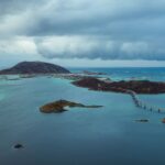 El latido meridional del archipiélago de las Lofoten: Ingeniería de puentes, pasos de mar y la conectividad insular noruega