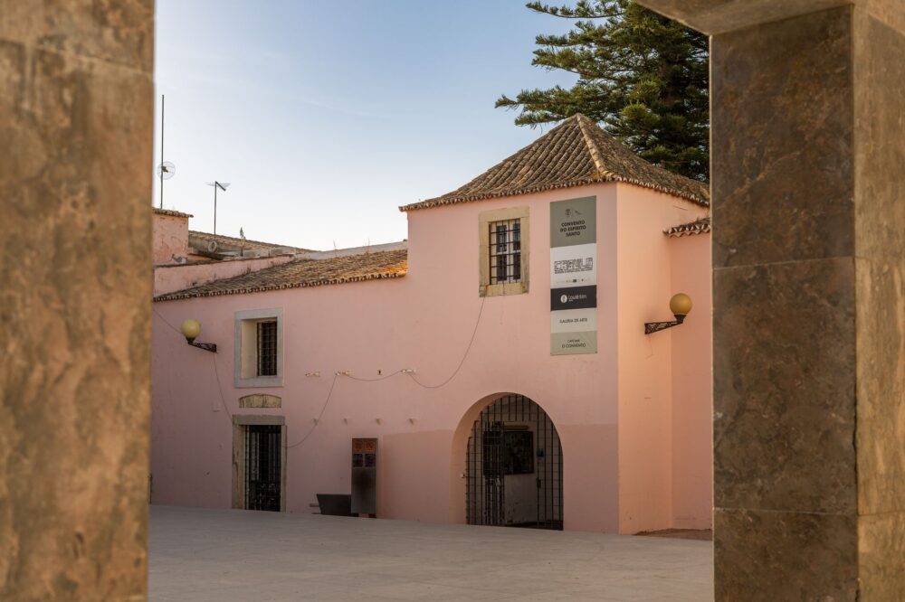 El Renacimiento de la Arquitectura de Tapia: Sostenibilidad, Patrimonio y Diseño Contemporáneo