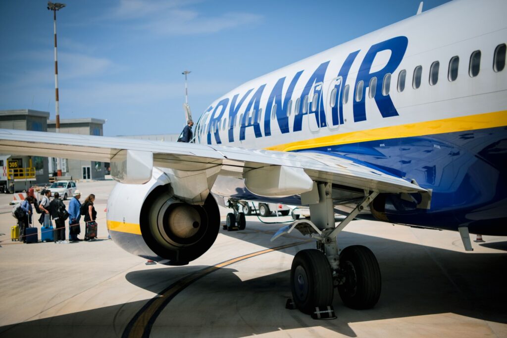 Volar con niños será más barato y sencillo con las nuevas normas europeas