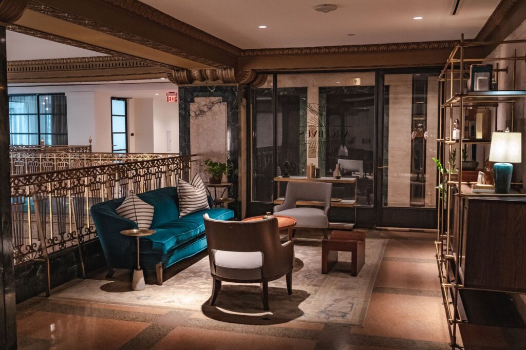 Hospitalidad con Pata y Estilo: Nueve Refugios Caninos de Lujo en Savannah