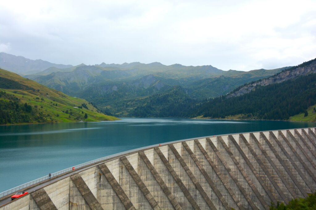 Las cumbres de Hatta y el pulso verde: el nuevo horizonte de los EAU más allá del asfalto