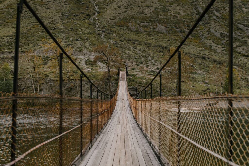 La Travesía del Kungsleden: Guía de Expedición y Senderismo Ártico por la Tundra de Laponia