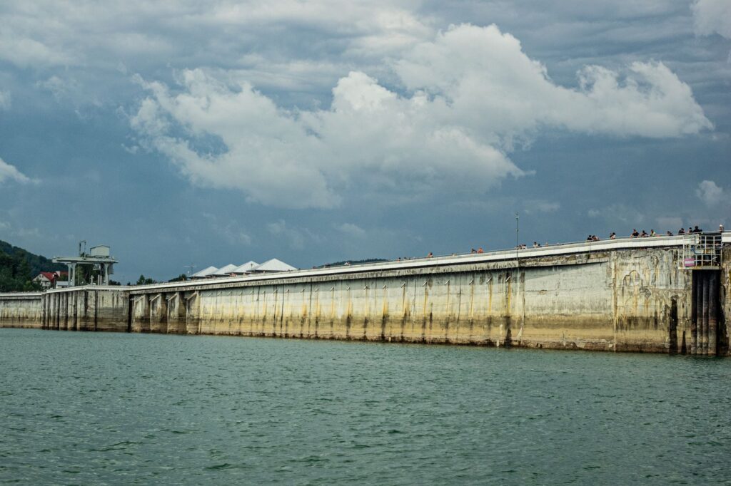 La Conectividad Fluvial del Danubio: Navegación, Infraestructura y Logística en el Eje Europeo
