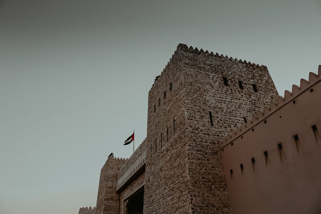 Alianza estratégica en el Arabian Travel Market: el impulso cultural y turístico de Ajman