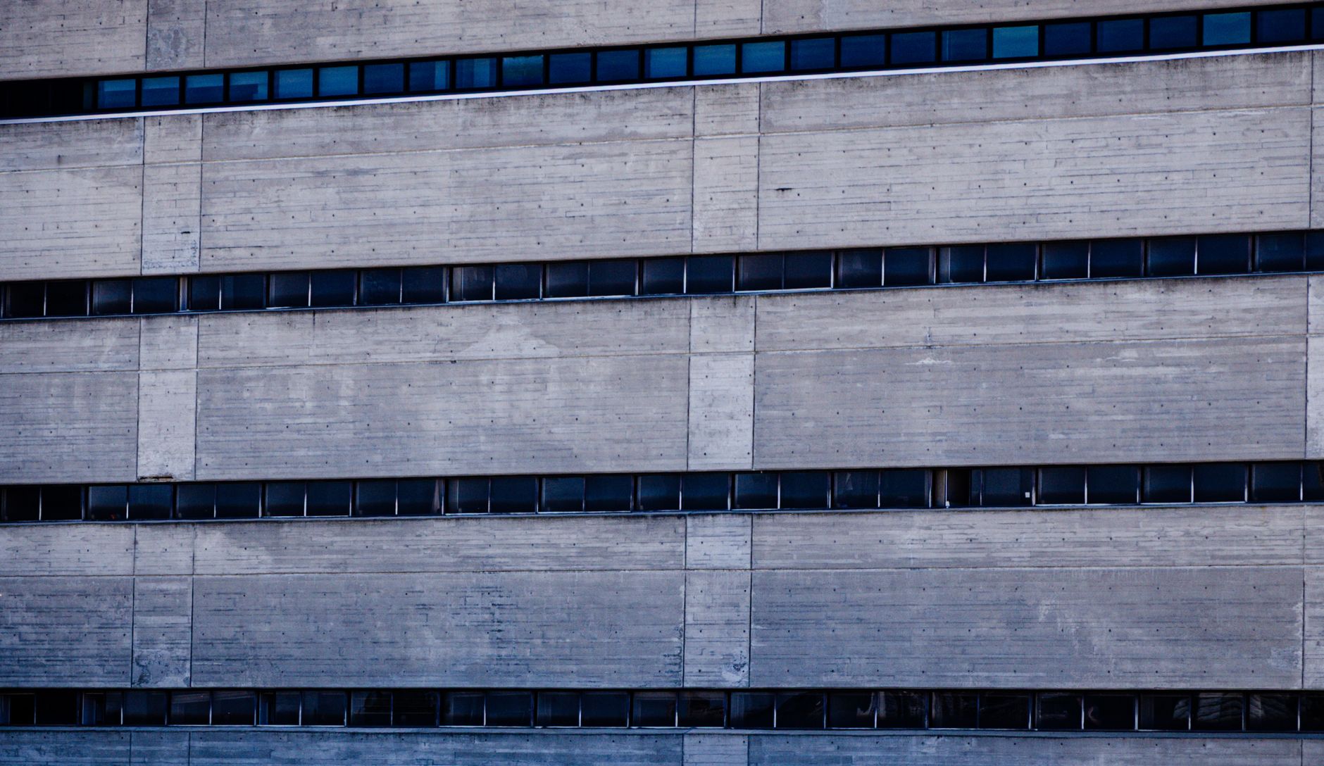 El Renacimiento de la Arquitectura de Tapia: Sostenibilidad, Patrimonio y Diseño Contemporáneo en la Península Ibérica