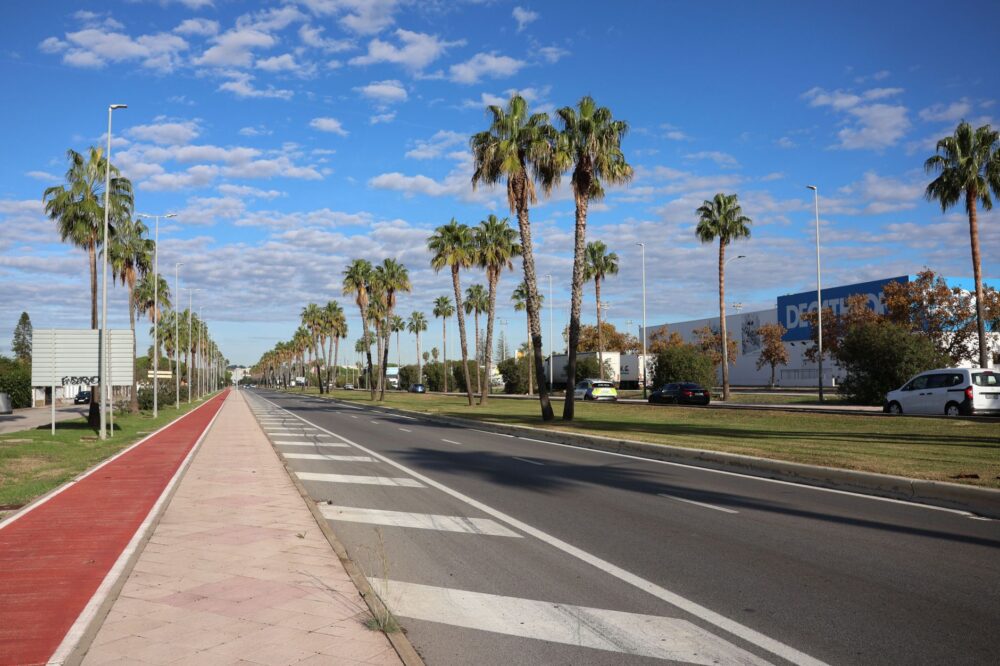 El latido mineral del Penedès: cómo la movilidad eléctrica compartida y los caminos de herradura transforman el transporte en el corazón vitivinícola de Cataluña