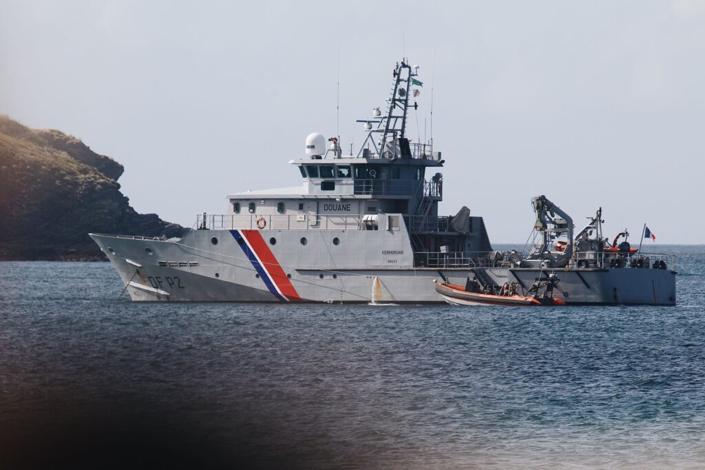 El Refugio del Tiburón Martillo en las Islas Galápagos: Oceanografía, Corrientes de Afloramiento y Conservación en el Pacífico Ecuatoriano