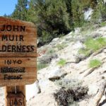 La Travesía del Sentero de John Muir en Sierra Nevada: Guía de Expedición y Senderismo por la Cresta Granítica de California