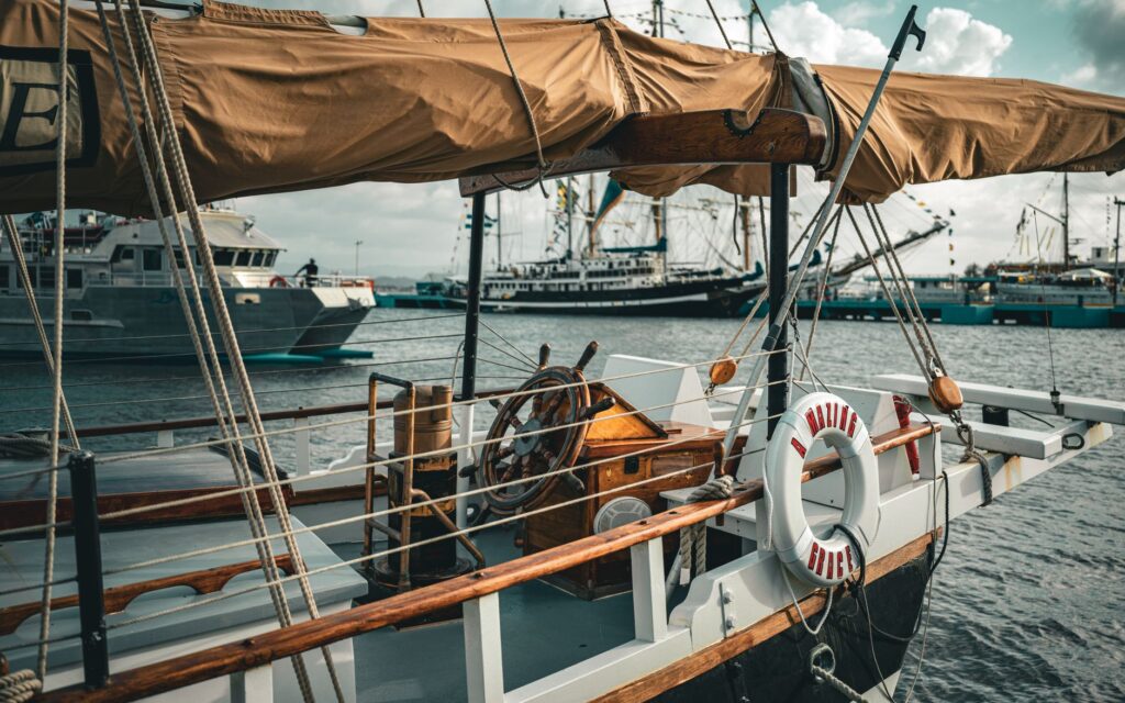 La Travesía del Archipiélago de las República de Vanuatu en Veleiro Tradicional: Guía de Navegación y Logística Marina por el Anillo de Fuego del Pacífico Sur