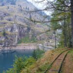 El latido de la línea Rhaetian: ingeniería alpina, pasos de montaña y el pulso ferroviario del cantón de los Grisones