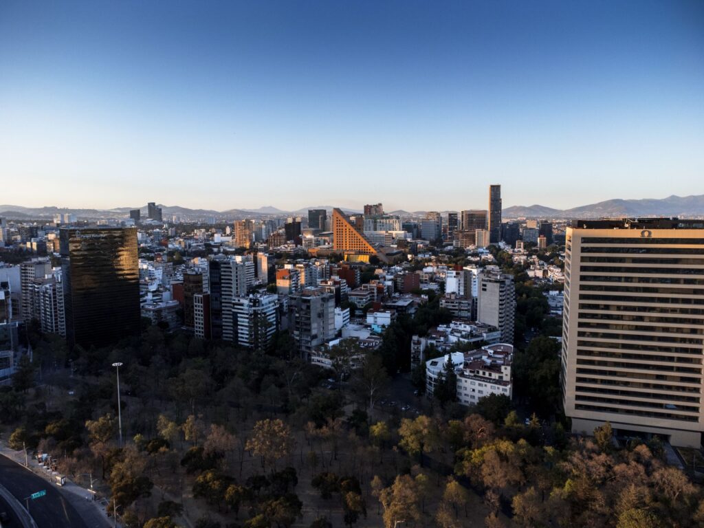 España en el horizonte de 2026: el liderazgo turístico europeo frente a la disyuntiva de la sostenibilidad