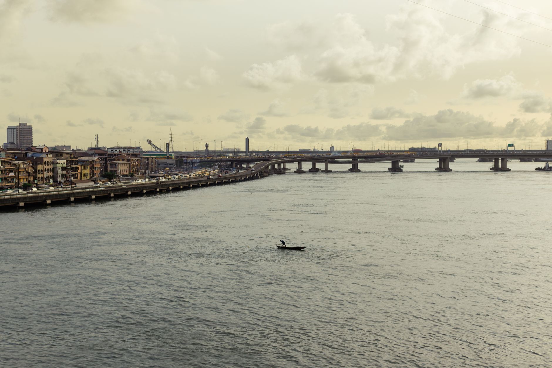 Lagos reinventa sus calles: El Carnaval de Victoria Island como nuevo paradigma del diseño urbano y la cultura contemporánea