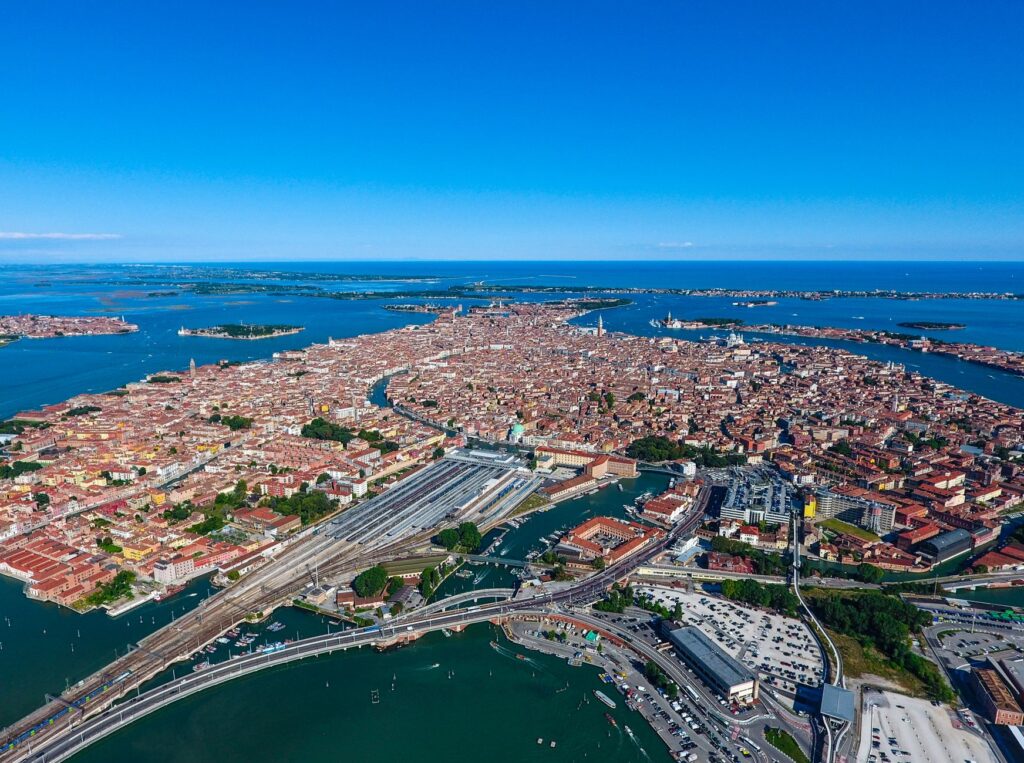 Cómo aprovechar al máximo el Festival de Cine de Venecia según una crítica que asiste cada año