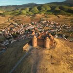 La Travesía del Sentero de los Cármenes de Granada: Guía de Expedición y Senderismo por las Alturas de Sierra Nevada